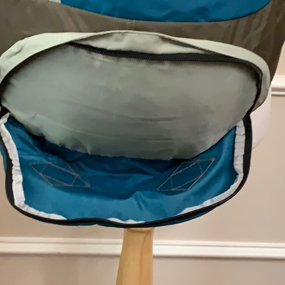 Jansport POWDERHORN backpack-Lt French Grey/Cilantro Grn - Picture 12 of 16